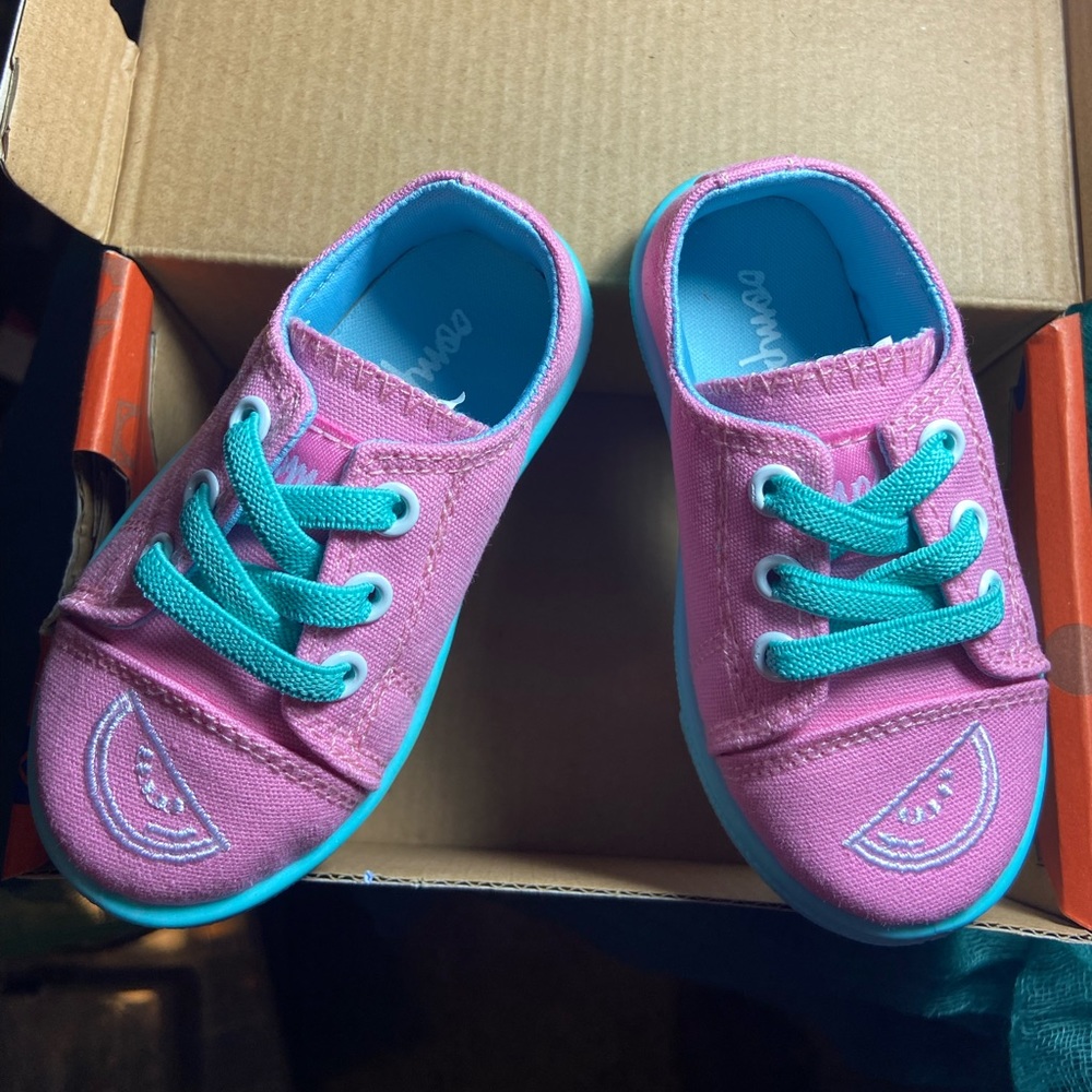 Children’s shoes